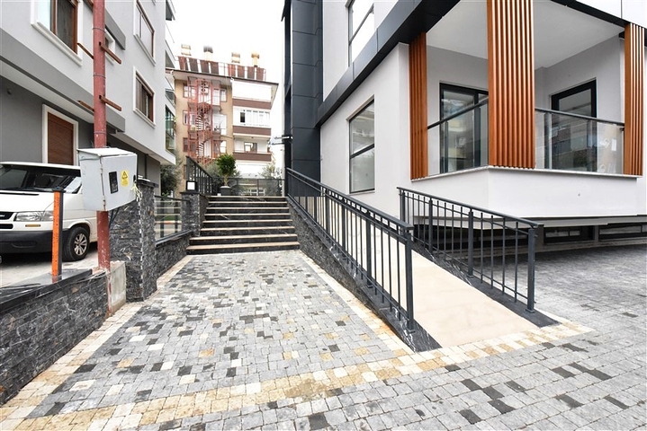 New 1+1 apartment in the center of Alanya