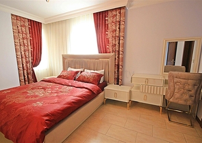 Spacious 2+1 apartment from the owner, 100 meters from the sea in the Mahmutlar area  