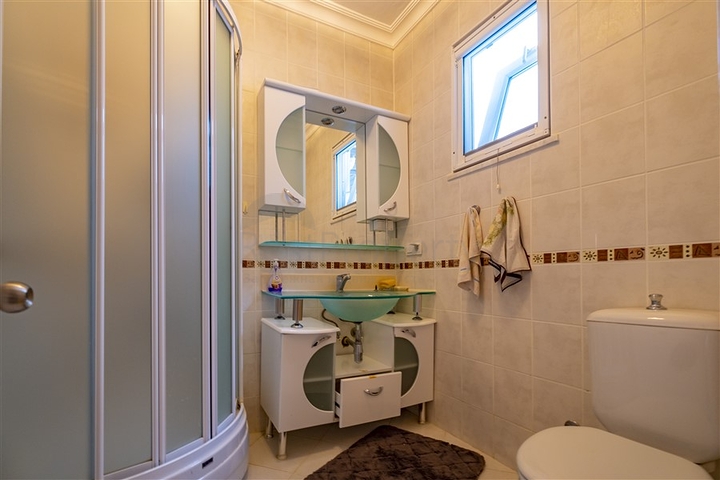 Villa with stunning views in Kargicak area Villa with stunning views in Kargicak area