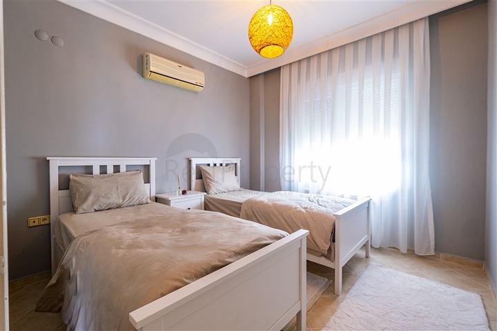 Villa with stunning views in Kargicak area Villa with stunning views in Kargicak area