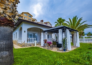 Villa with stunning views in Kargicak area Villa with stunning views in Kargicak area