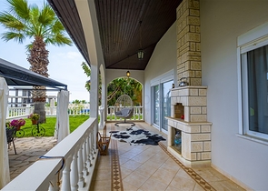 Villa with stunning views in Kargicak area Villa with stunning views in Kargicak area