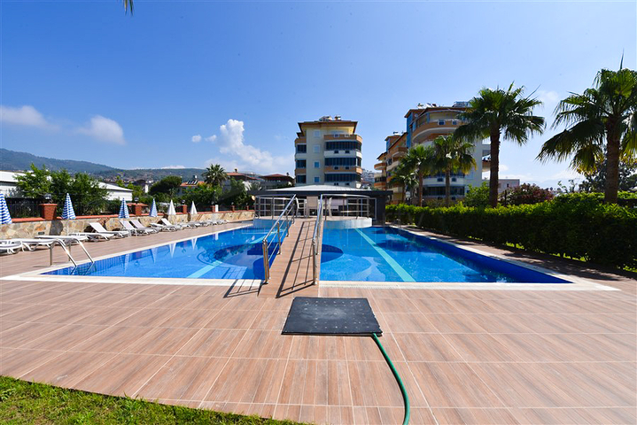 2+1 apartment on the first coastline in Demirtas district