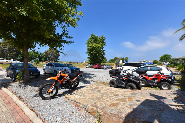 2+1 apartment on the first coastline in Demirtas district