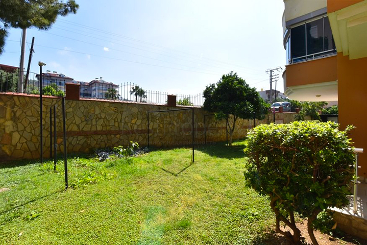 2+1 apartment on the first coastline in Demirtas district