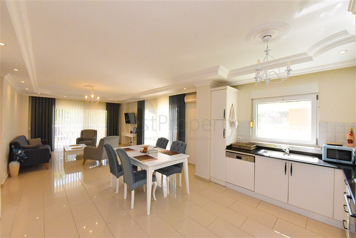 2+1 apartment on the first coastline in Demirtas district