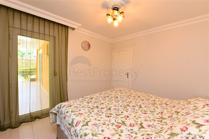 2+1 apartment on the first coastline in Demirtas district