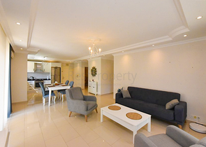 2+1 apartment on the first coastline in Demirtas district