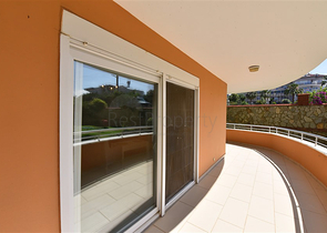 2+1 apartment on the first coastline in Demirtas district