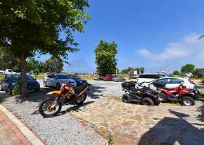 2+1 apartment on the first coastline in Demirtas district