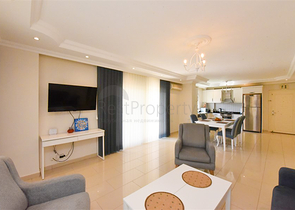 2+1 apartment on the first coastline in Demirtas district