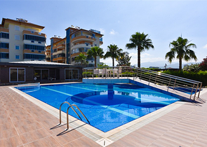 2+1 apartment on the first coastline in Demirtas district