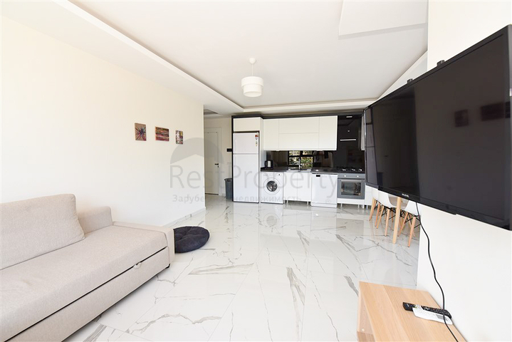 1+1 apartment with furniture and appliances, in the Mahmutlar area