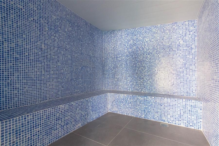 2+1 penthouse in the very center of Mahmutlar