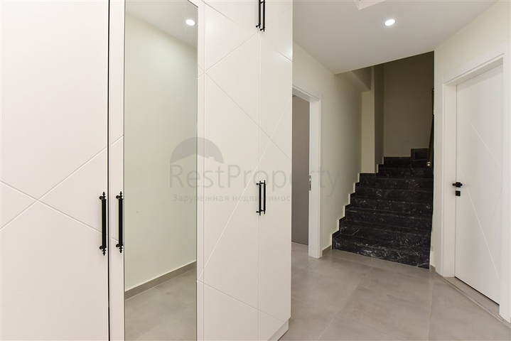 2+1 penthouse in the very center of Mahmutlar