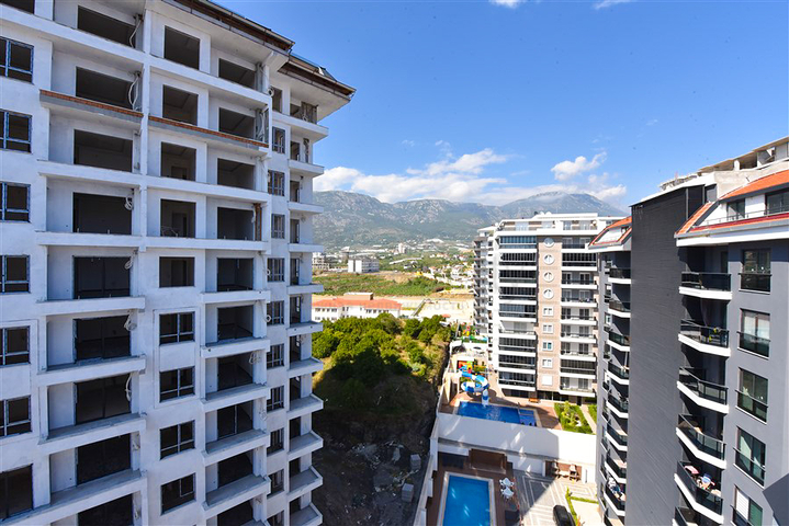 2+1 penthouse in the very center of Mahmutlar