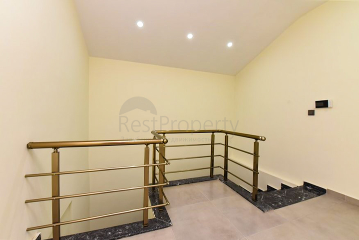 2+1 penthouse in the very center of Mahmutlar