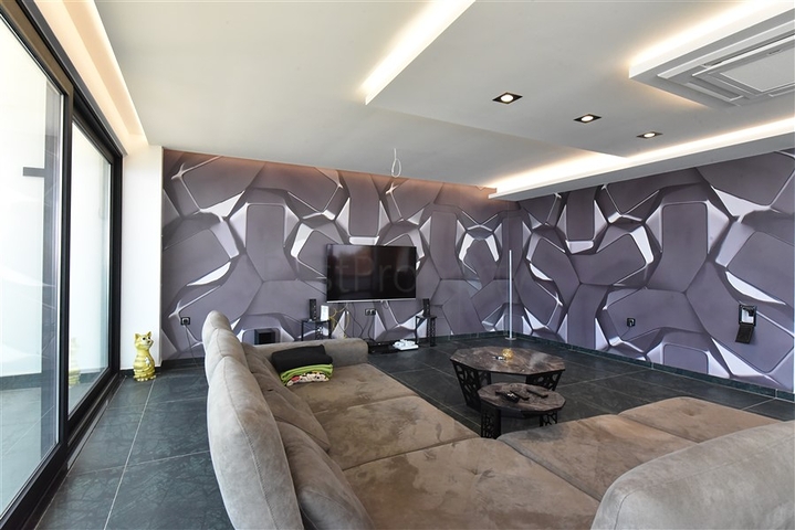 4+2 villa with pool and Mediterranean Sea view