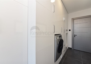 4+2 villa with pool and Mediterranean Sea view