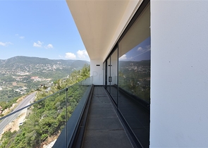 4+2 villa with pool and Mediterranean Sea view