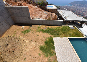 4+2 villa with pool and Mediterranean Sea view