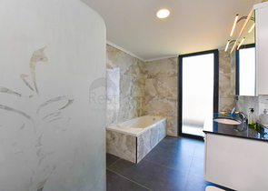 4+2 villa with pool and Mediterranean Sea view