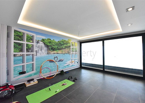 4+2 villa with pool and Mediterranean Sea view