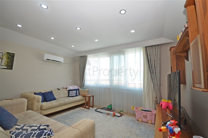 Spacious penthouse for a large family on the Mediterranean coast