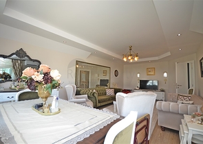 Spacious penthouse for a large family on the Mediterranean coast