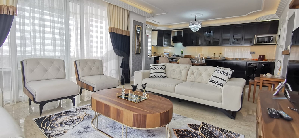 Newly renovated 2+1 apartment 200 meters from the sea