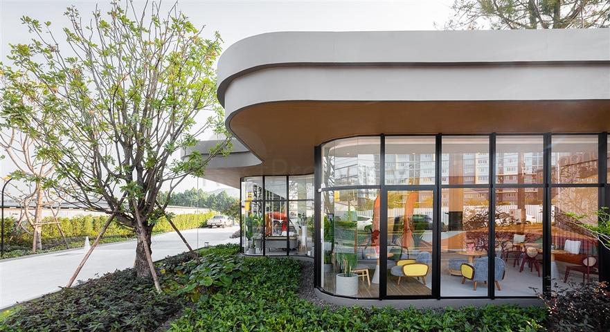 Affordable investments in the center of the island