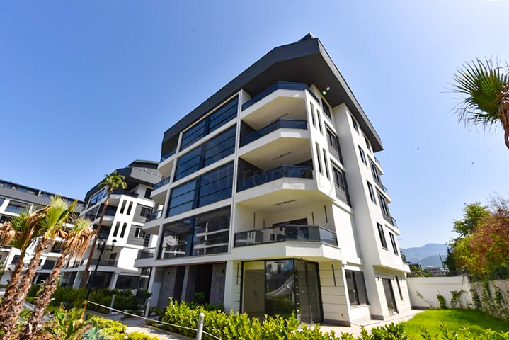 Three bedroom apartment in a prestigious area of Oba