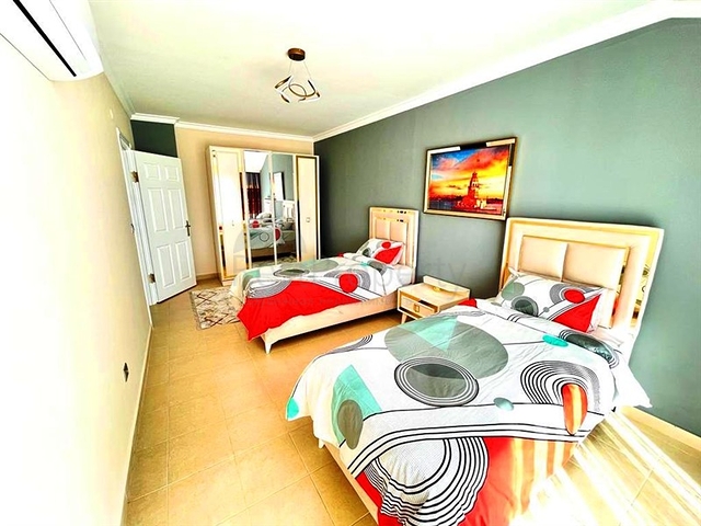 Spacious 3+1 apartment in Avsallar district