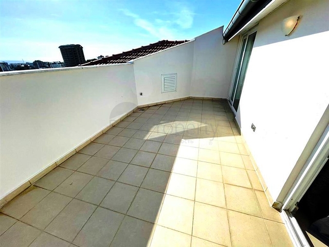 Spacious 3+1 apartment in Avsallar district