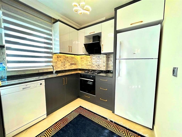 Spacious 3+1 apartment in Avsallar district