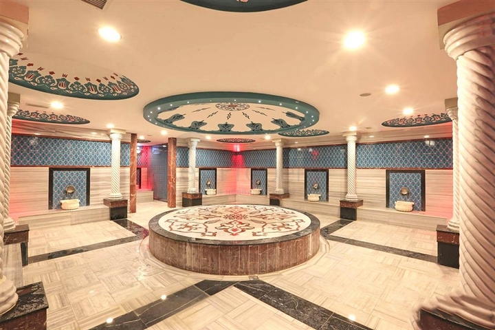 Apartment in a modern complex in an open area for obtaining a residence permit