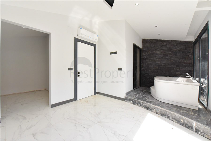 Villa with pool in Avsallar area