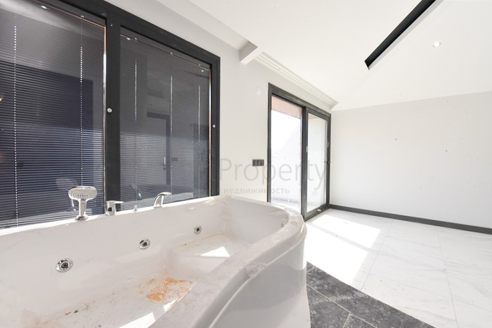 Villa with pool in Avsallar area