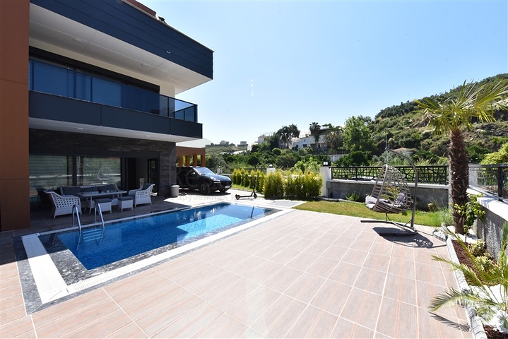 Villa with pool in Avsallar area