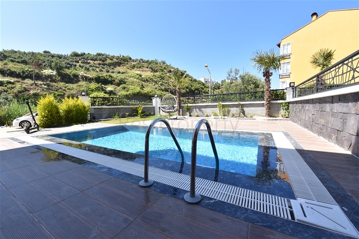 Villa with pool in Avsallar area
