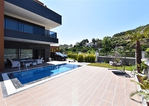 Villa with pool in Avsallar area