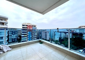 Two two-bedroom apartments for citizenship 200 meters from the sea in the Tosmur area