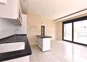 1+1 apartment in a new complex in Tosmur district