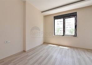 1+1 apartment in a new complex in Tosmur district