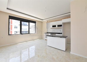 1+1 apartment in a new complex in Tosmur district