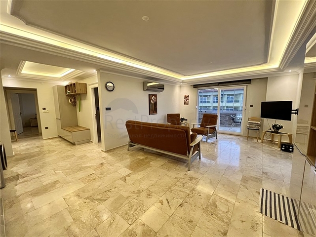 2+1 apartments on a high floor in Mahmutlar