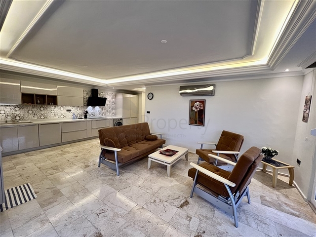 2+1 apartments on a high floor in Mahmutlar