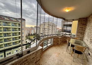 2+1 apartments on a high floor in Mahmutlar