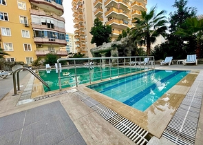 2+1 apartments on a high floor in Mahmutlar