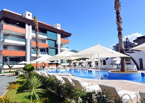 Two-bedroom bright apartment in the Oba area